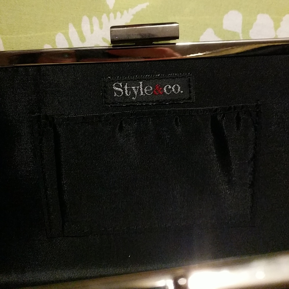 NWOT Style & co. Lace Clutch - Picture 3 of 4
